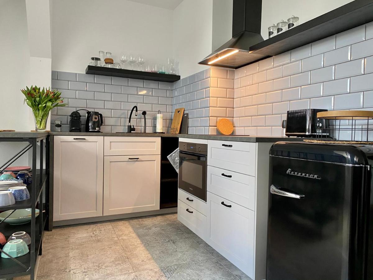 Apartament Hrabala Jelenia Góra Eksteriør bilde