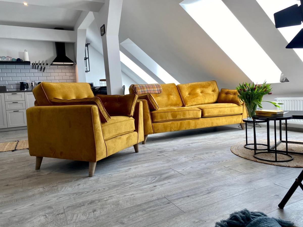 Apartament Hrabala Jelenia Góra Eksteriør bilde