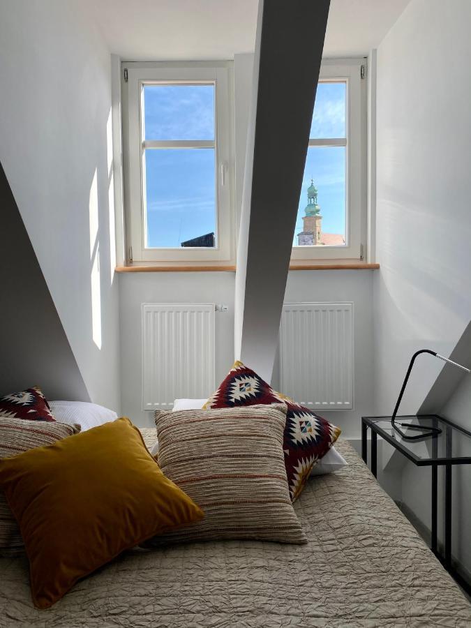 Apartament Hrabala Jelenia Góra Eksteriør bilde